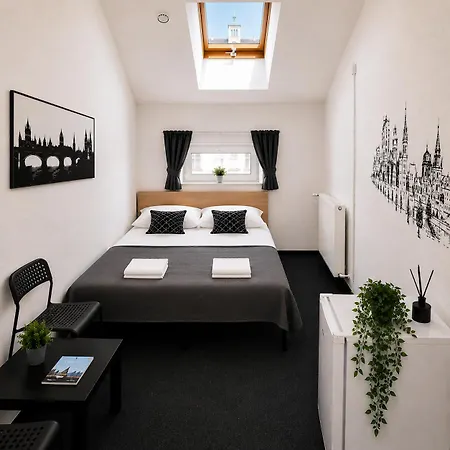 V38 Hostal