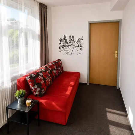 Hostal V38