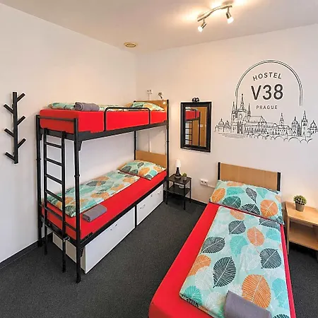 V38 Hostel *
